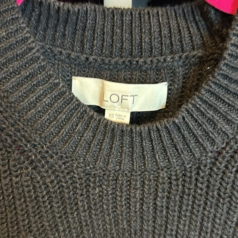 Loft black sleeveless crew neck sweater size XS​